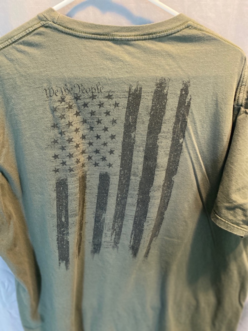 Men's Olive Short Sleeve Graphic Crew T-Shirt - Picture 7 of 7